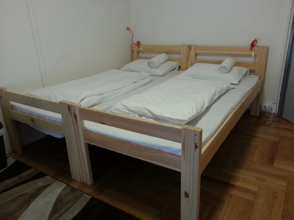 Walking Bed Budapest Hostel Oda fotoğraf